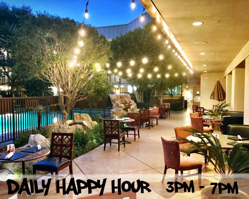 Andre's Restaurant/Vintage Lounge Bar