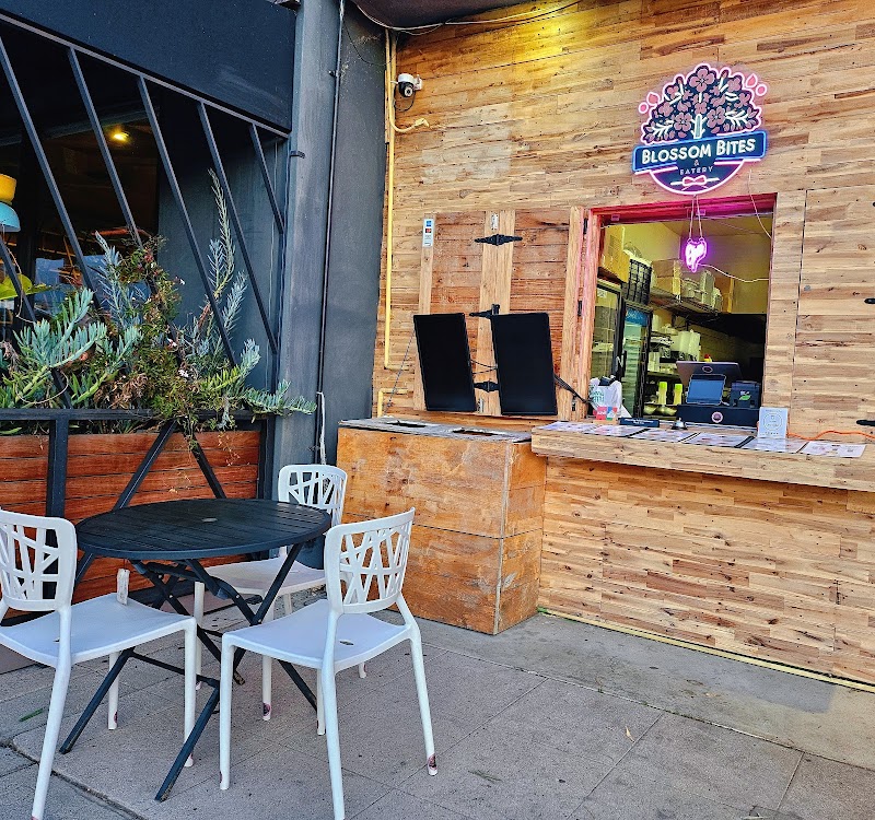 Blossom Bites & Eatery