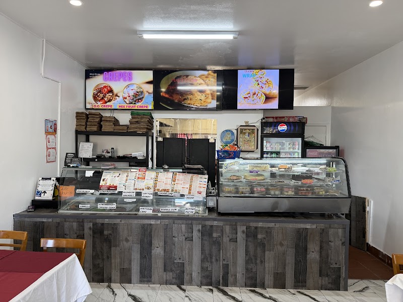 Bombay Curry & Pizzeria