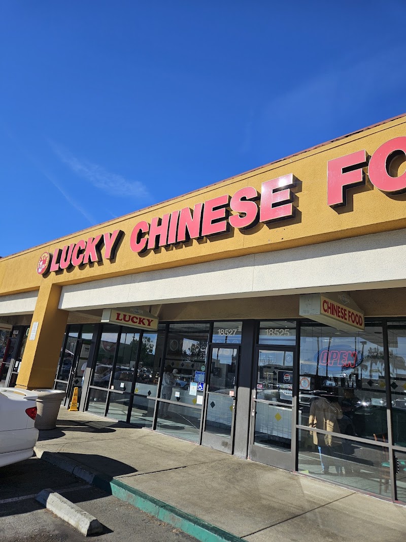 Lucky Chinese Food
