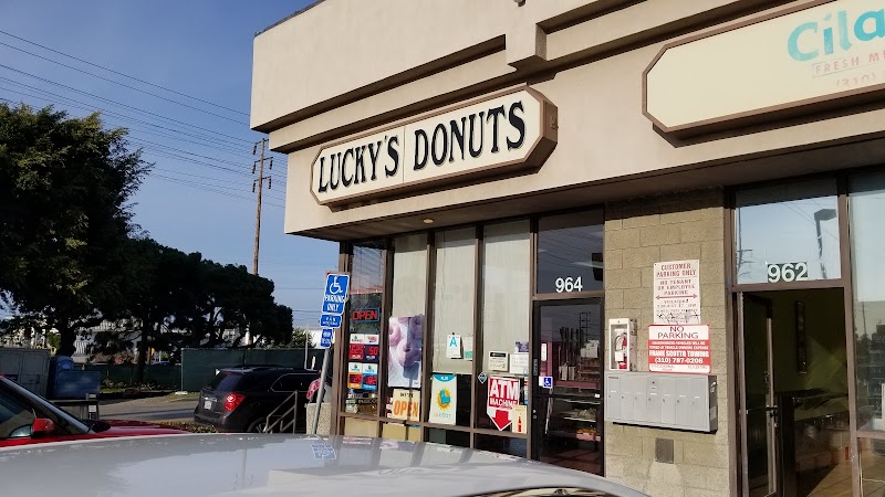 Lucky's Donuts