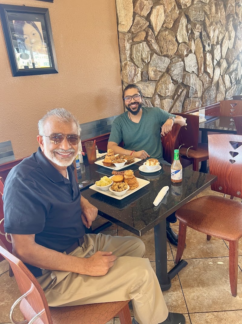 Matthews Home Style Cooking