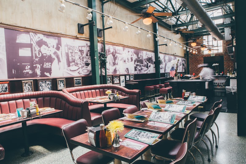 Mel's Drive-In Hollywood