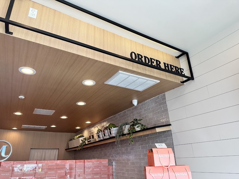 MeloMelo Coconut Dessert