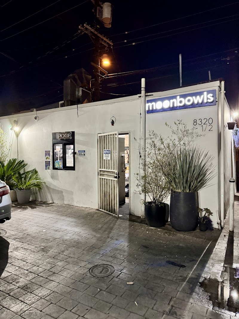 moonbowls (Healthy Korean Bowls- 3rd St.)