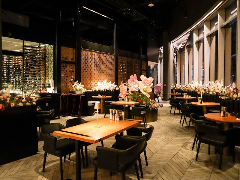 NIKU X | Premium Seafood & A5 Wagyu Steak Buffet