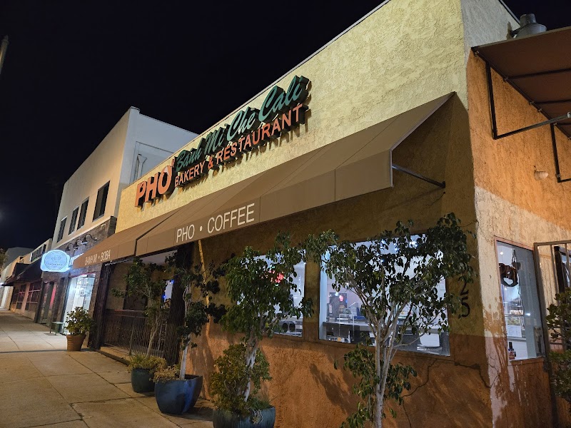 Phở Bánh Mì Chè Cali