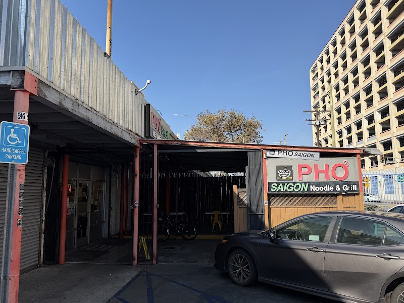 Phở Saigon Noodle & Grill