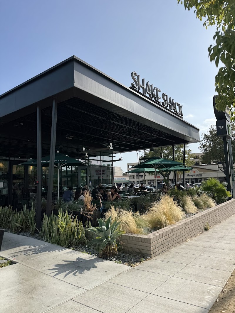 Shake Shack Pasadena