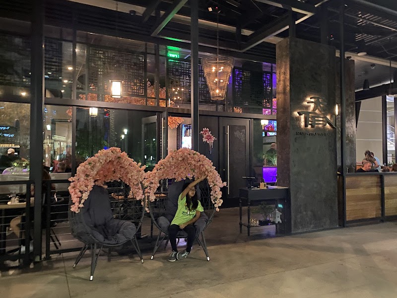 TEN Sushi + Cocktail Bar