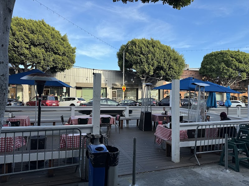 Village Pizzeria Larchmont