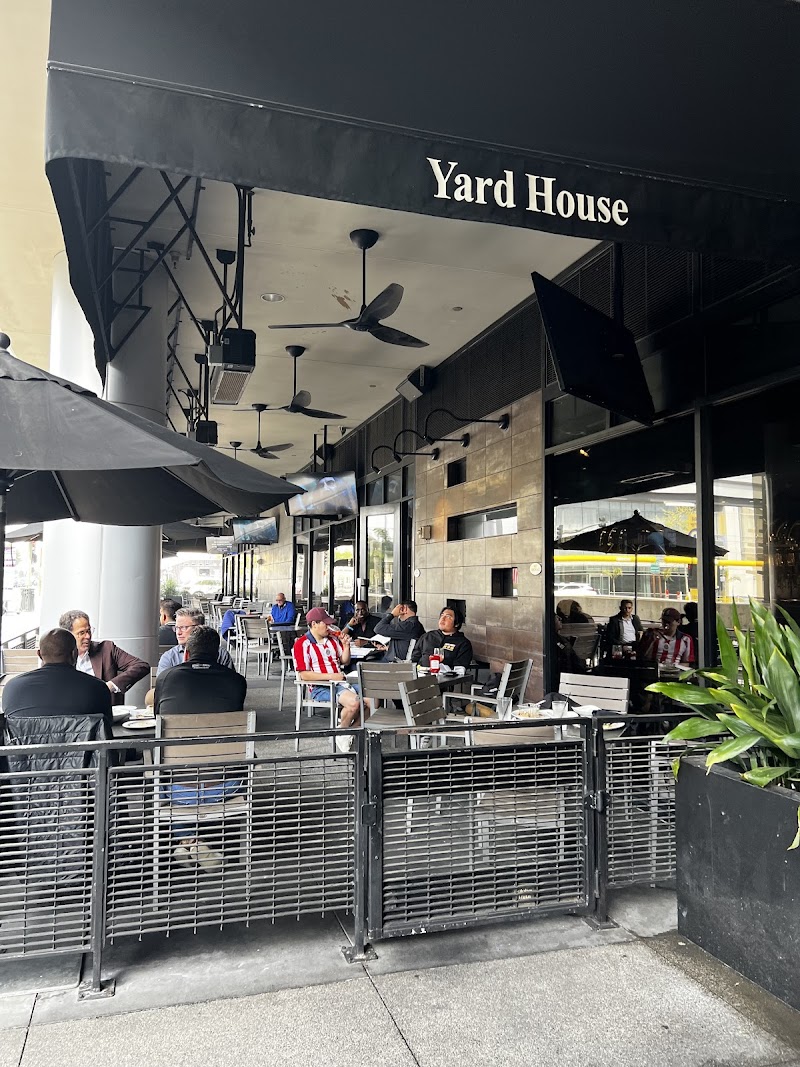 Yard House