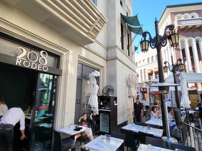 208 Rodeo Restaurant