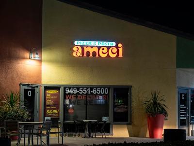 Ameci Pizza & Pasta