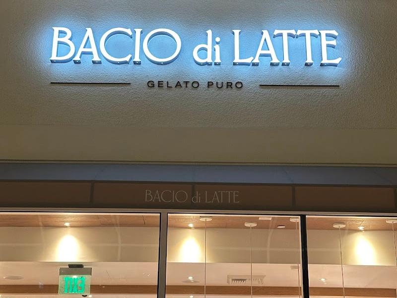 Bacio di Latte | Irvine Spectrum Center, OC