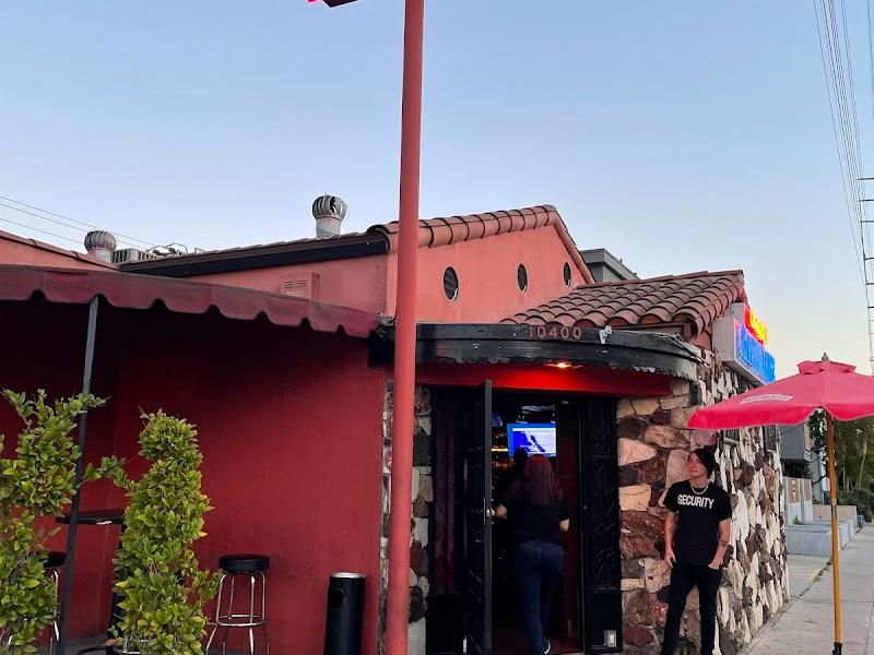 Backstage Bar & Grill