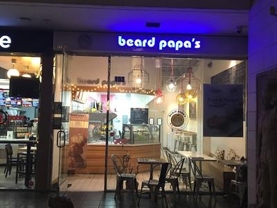 Beard Papa's - Mid-Wilshire Center