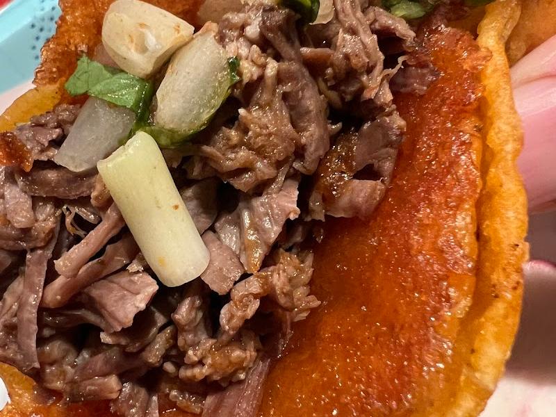 Birrieria La Raza