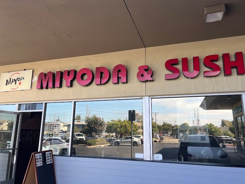 Bistro Miyoda & Sushi Ichiriki Restaurant