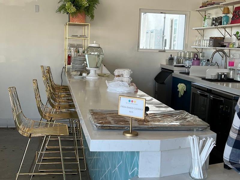 Bites and Bashes Cafe