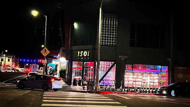 Bubble's Smoke Shop