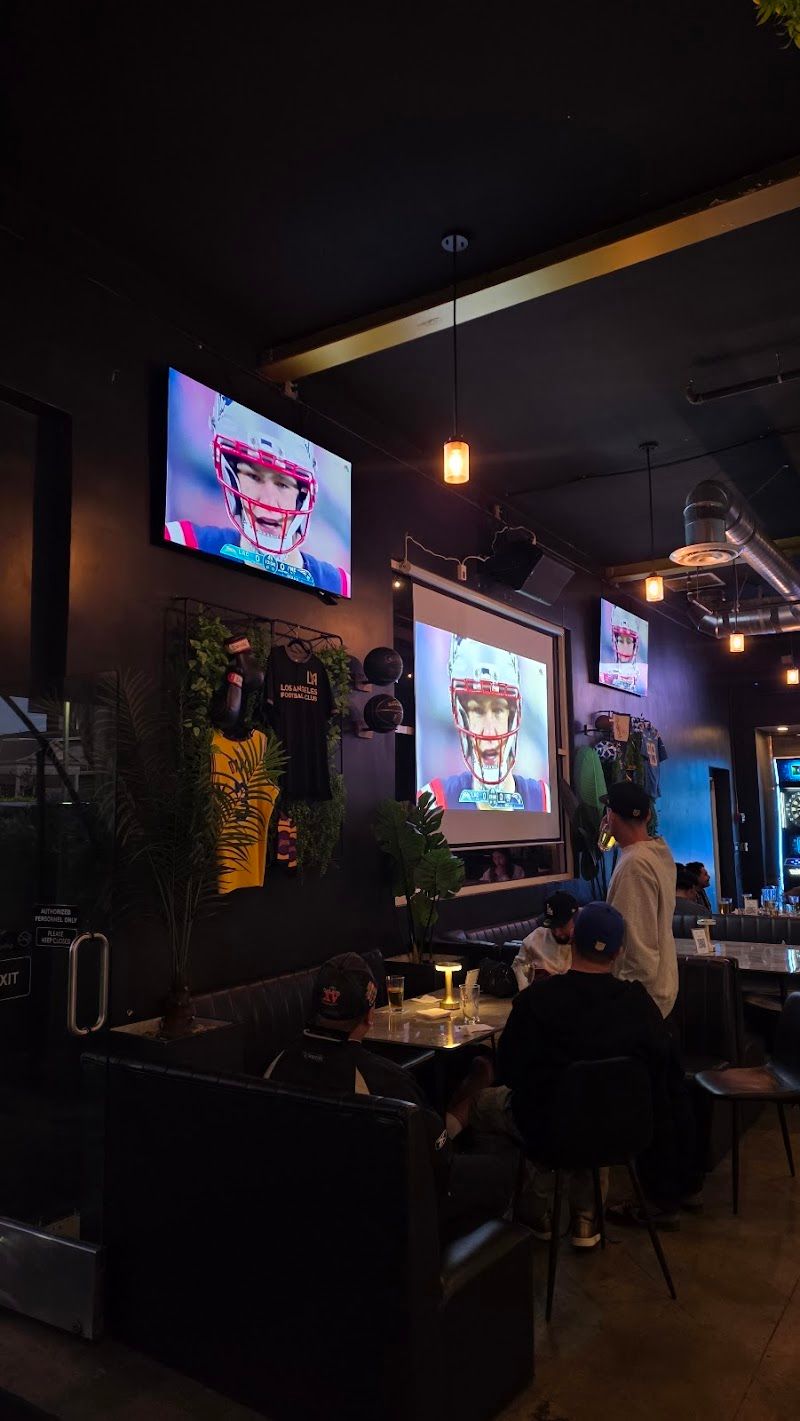 Cham Gastropub (참)