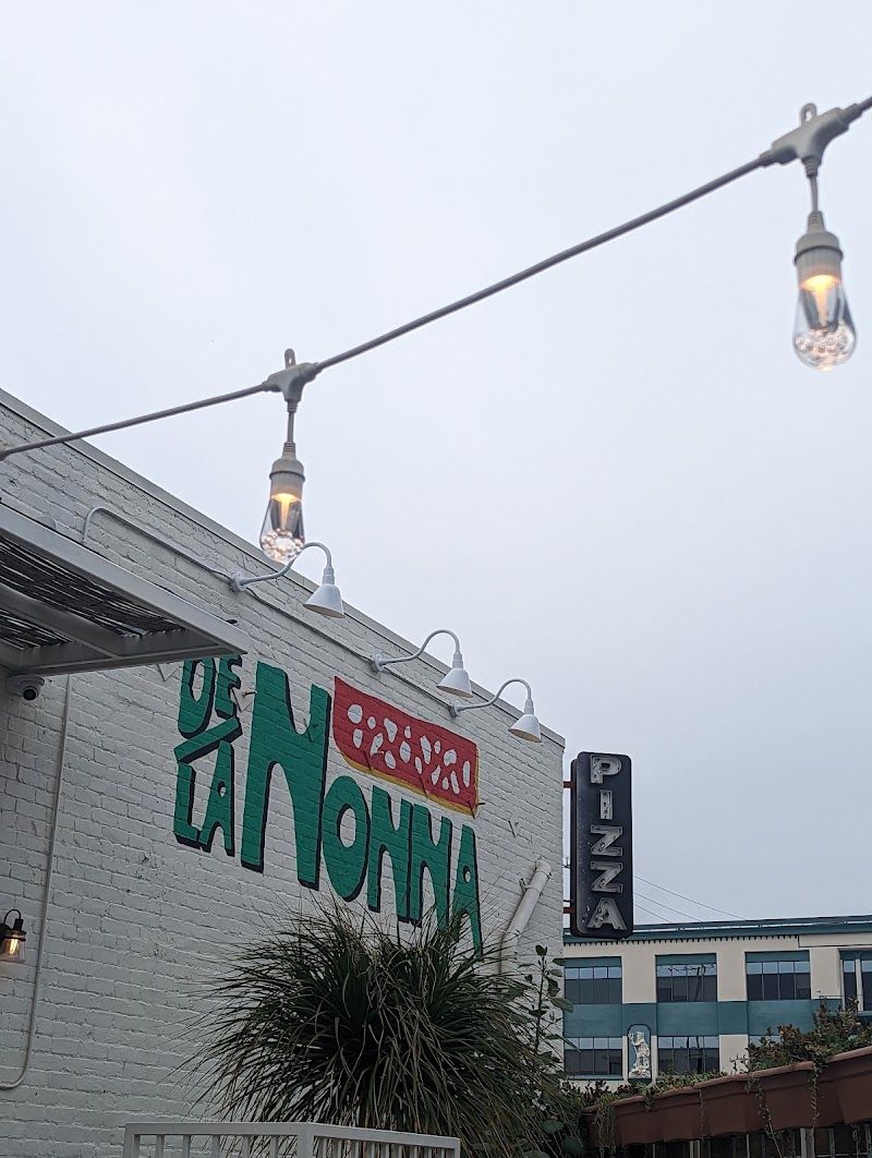 De La Nonna - Art's District