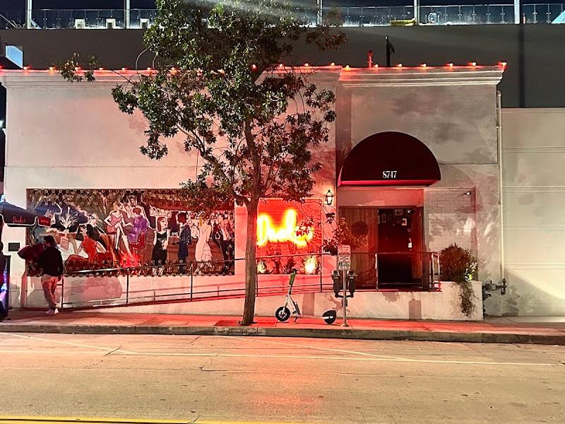 Drake's Hollywood