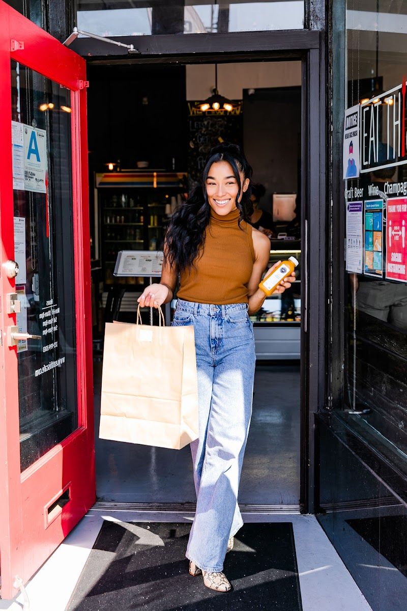 Eat This Café - Hollywood Brunch Spot: Breakfast, Lunch, Bottomless Mimosas