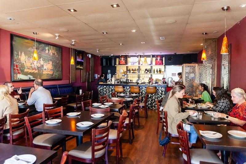 Emporium Thai