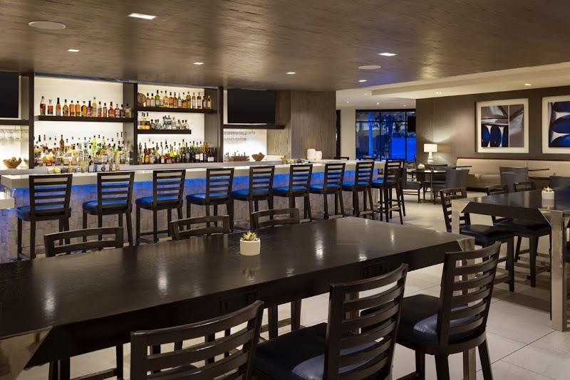 FLOE Restaurant
