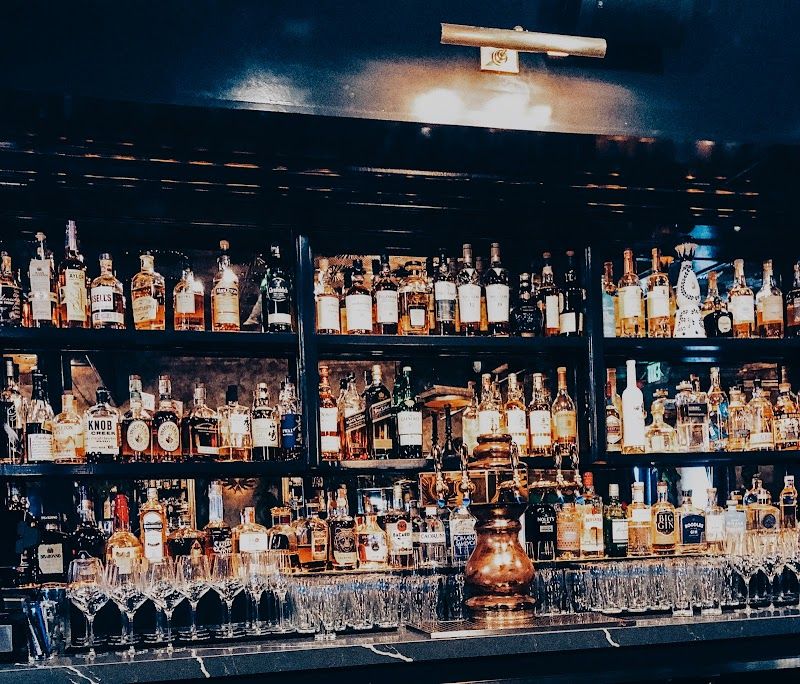 Georgia’s Lounge