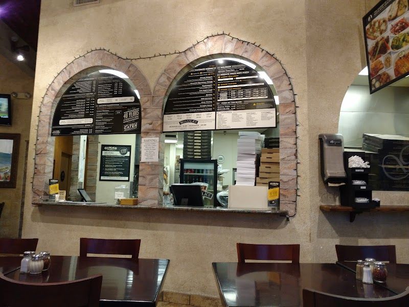 Gina's Pizza