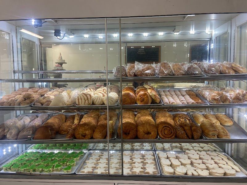Gourmet LA Bakery