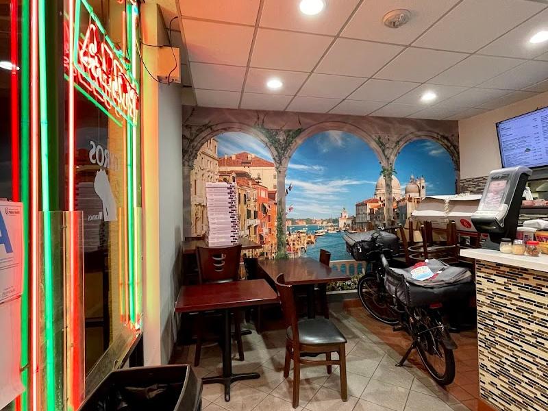 Lenzini's Pizza