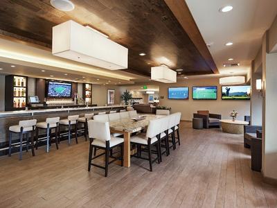 Marina Grill & Bar