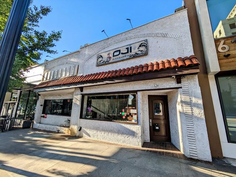 Oji Sushi & Sake Bar