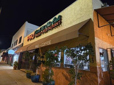 Phở Bánh Mì Chè Cali