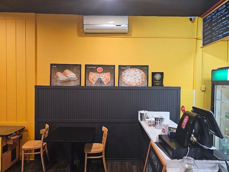 PIZZA MACHINE