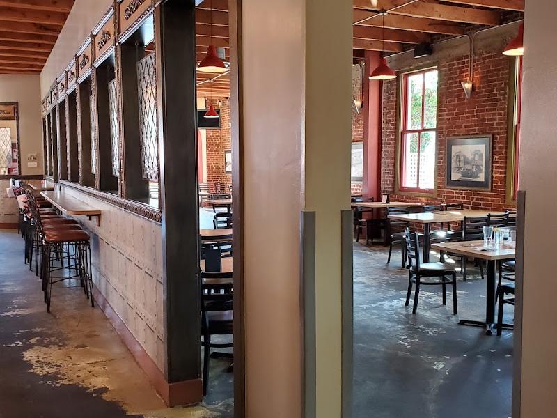 Red Car Brewery & Restaurant
