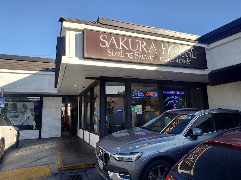 Sakura House
