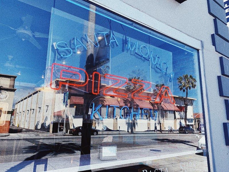 Santa Monica Pizza Kitchen