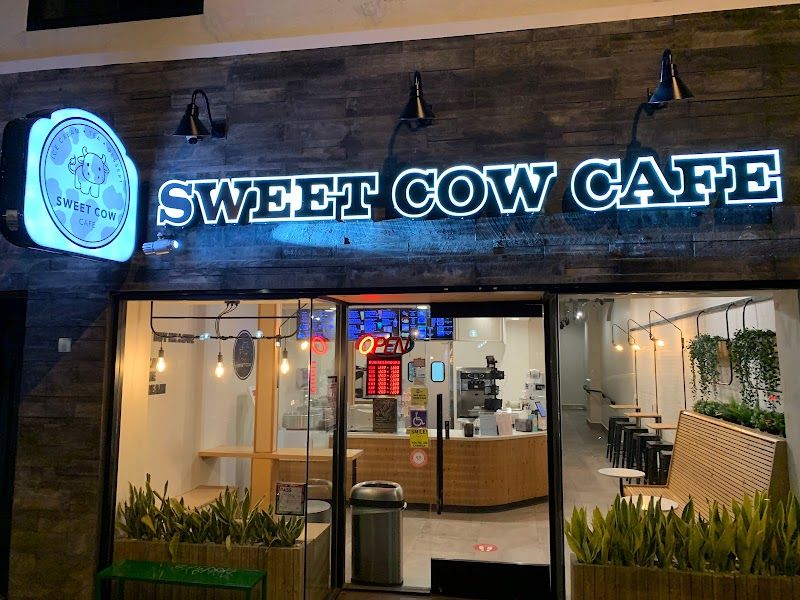 Sweet Cow Cafe - Ice Cream | Bubble Tea | Dessert