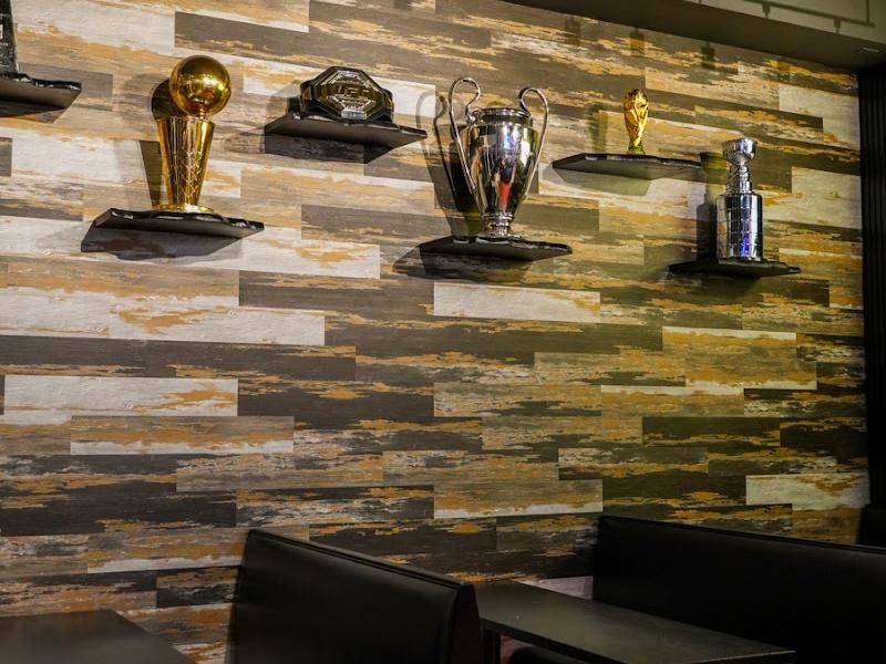 The Courtside Lounge