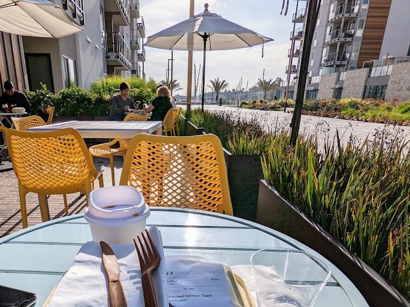 The Hive - Healthy Eats & Organic Cafe - MDR
