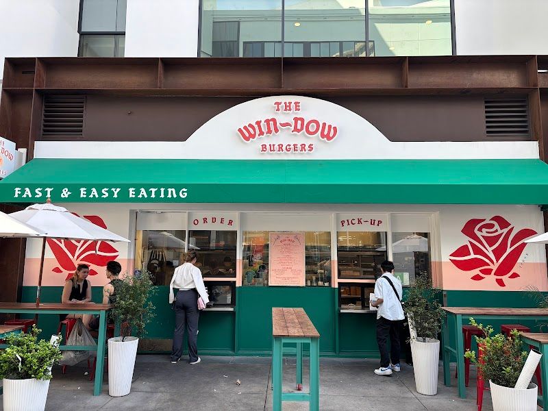 The Win~Dow Hollywood