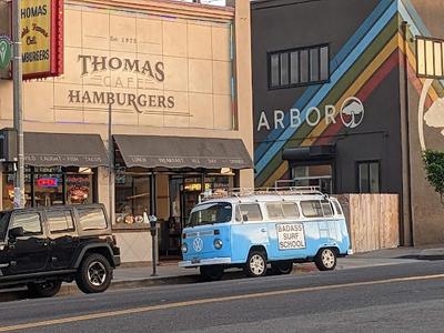 Thomas Cafe Hamburgers