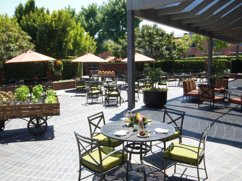 Tiato Kitchen + Venue