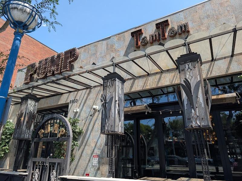 TomTom Restaurant & Bar