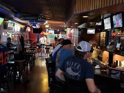 Turner's Pub 33
